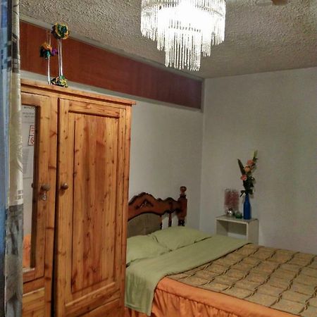 Escocie - Vargas Кито Экстерьер фото